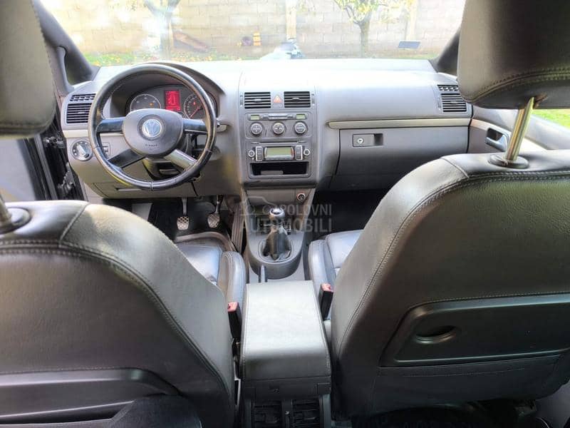 Volkswagen Touran 