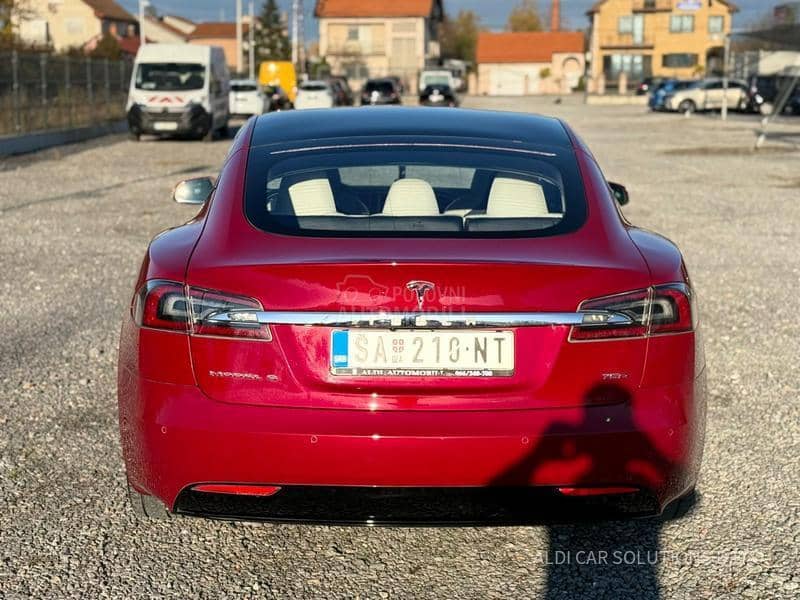 Tesla Model S All wheel drive