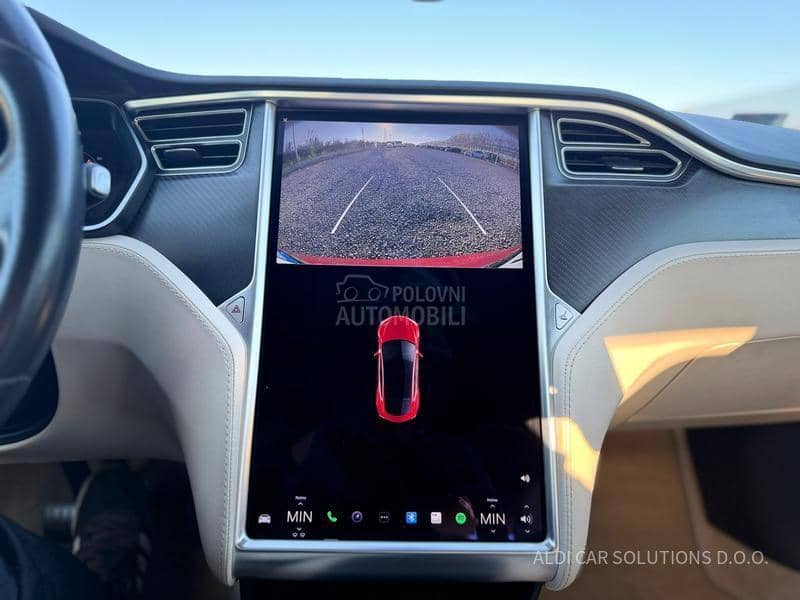 Tesla Model S All wheel drive