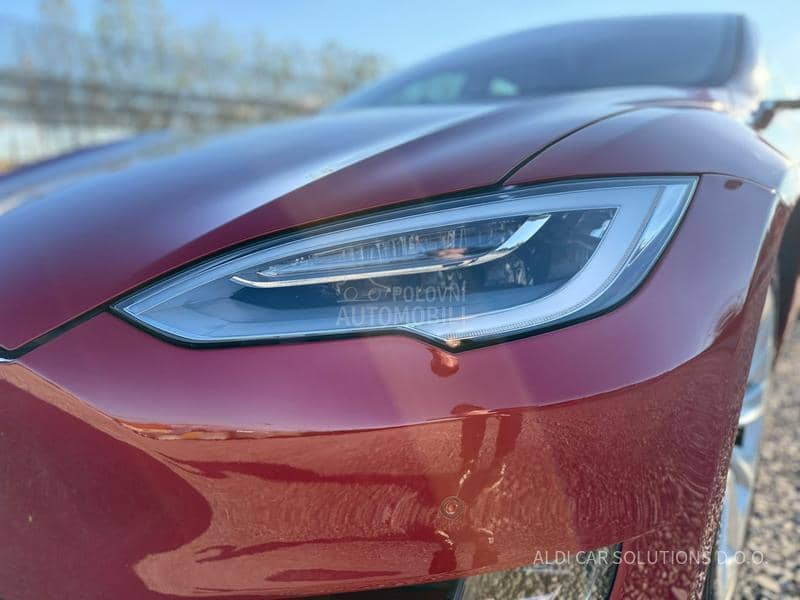 Tesla Model S All wheel drive