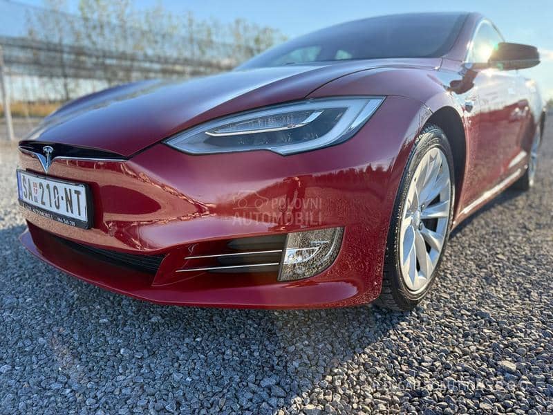 Tesla Model S All wheel drive