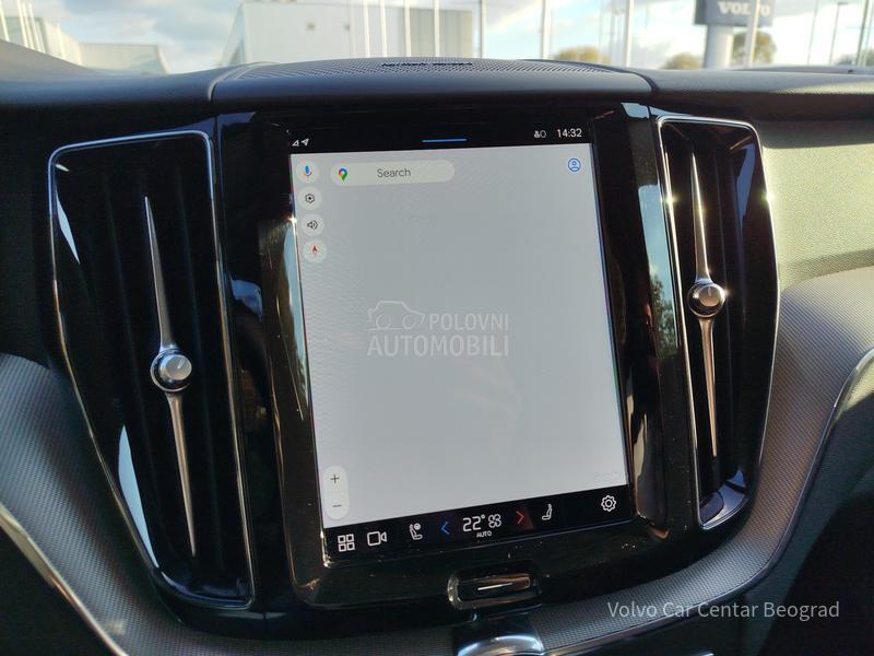 Volvo XC60 B4 AWD PLUS DARK