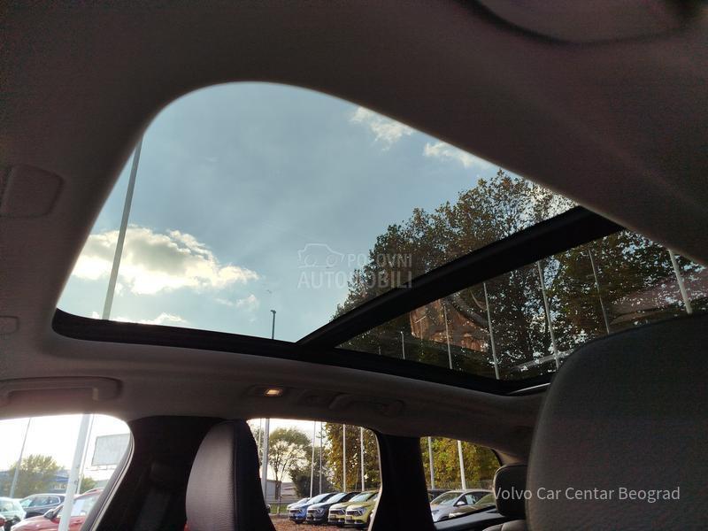 Volvo XC60 B4 AWD PLUS DARK