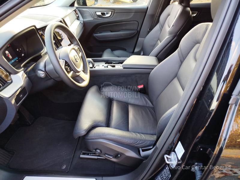 Volvo XC60 B4 AWD PLUS DARK