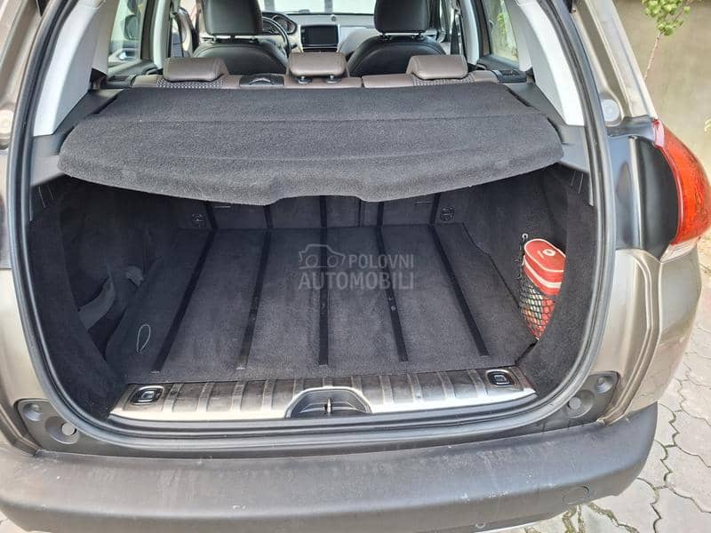 Peugeot 2008 1.6 hdi Allure