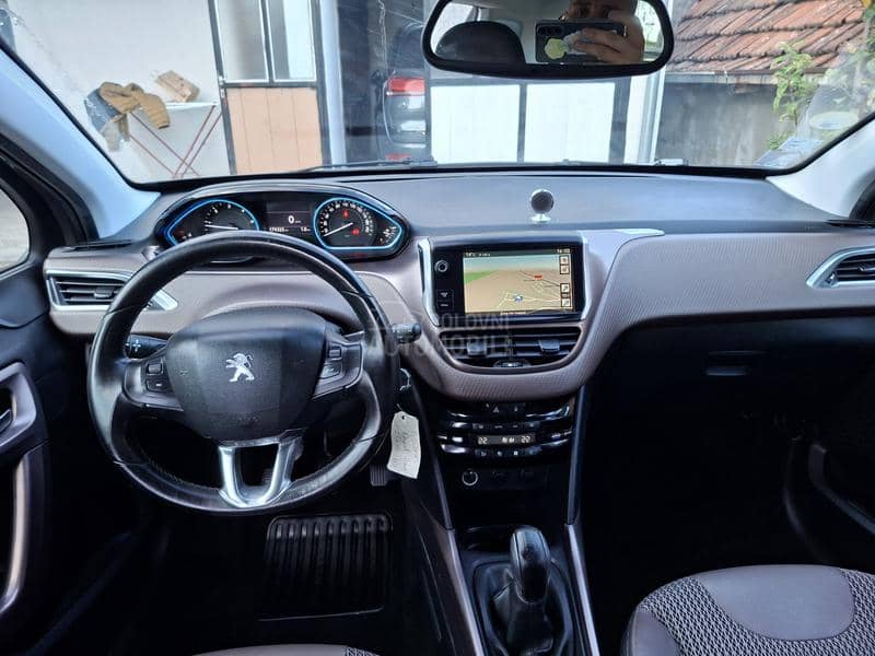 Peugeot 2008 1.6 hdi Allure