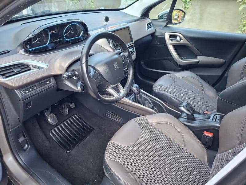 Peugeot 2008 1.6 hdi Allure
