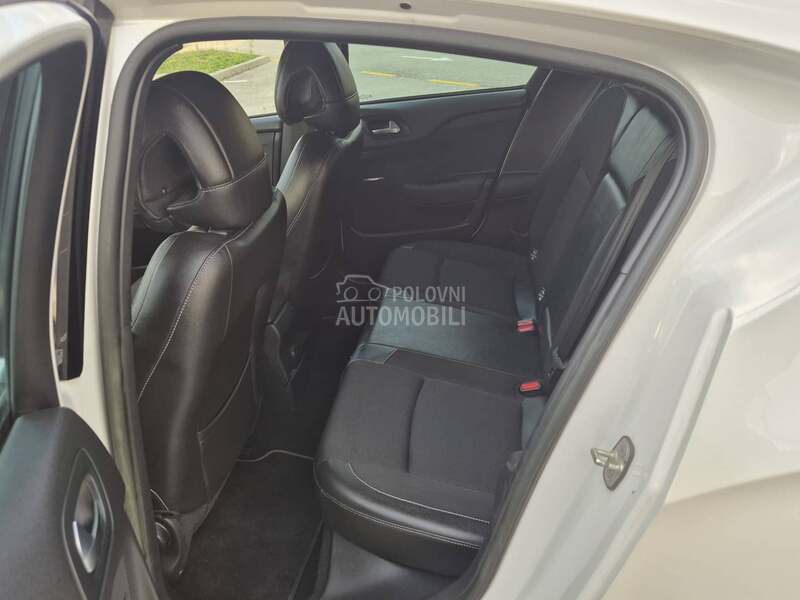 Citroen DS4 1.6 ehdi perl...a
