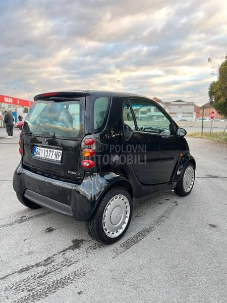 Smart ForTwo pure 700