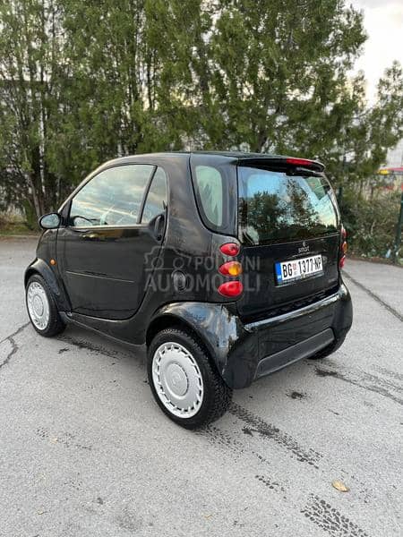Smart ForTwo pure 700