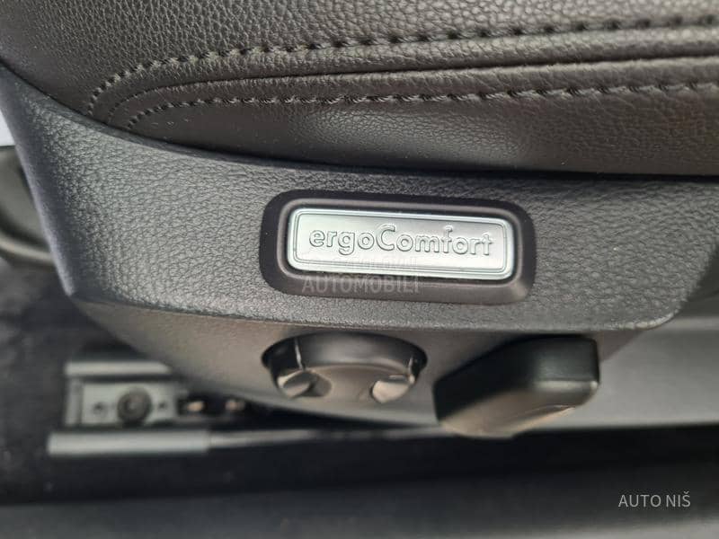 Volkswagen Passat B8 DSG HIGHLINE