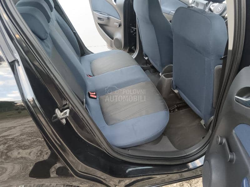 Opel Corsa D 1.4 16v