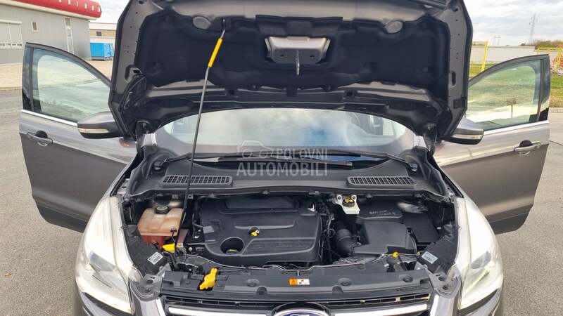 Ford Kuga TITANIUM 4X4