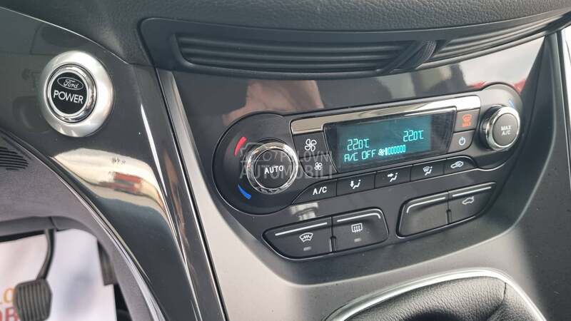 Ford Kuga TITANIUM 4X4