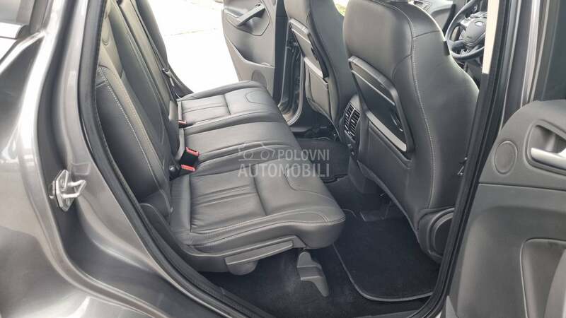 Ford Kuga TITANIUM 4X4