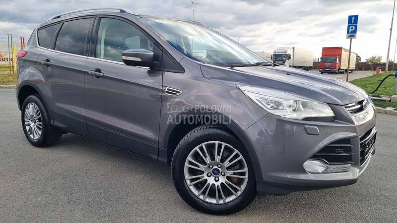 Ford Kuga TITANIUM 4X4