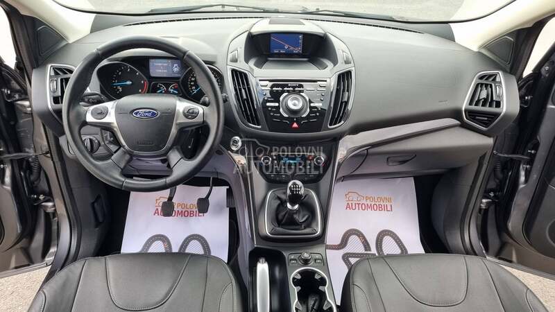 Ford Kuga TITANIUM 4X4