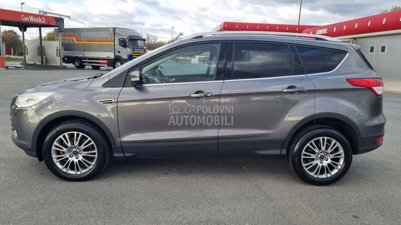 Ford Kuga TITANIUM 4X4