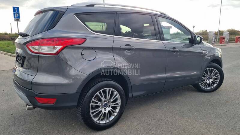 Ford Kuga TITANIUM 4X4