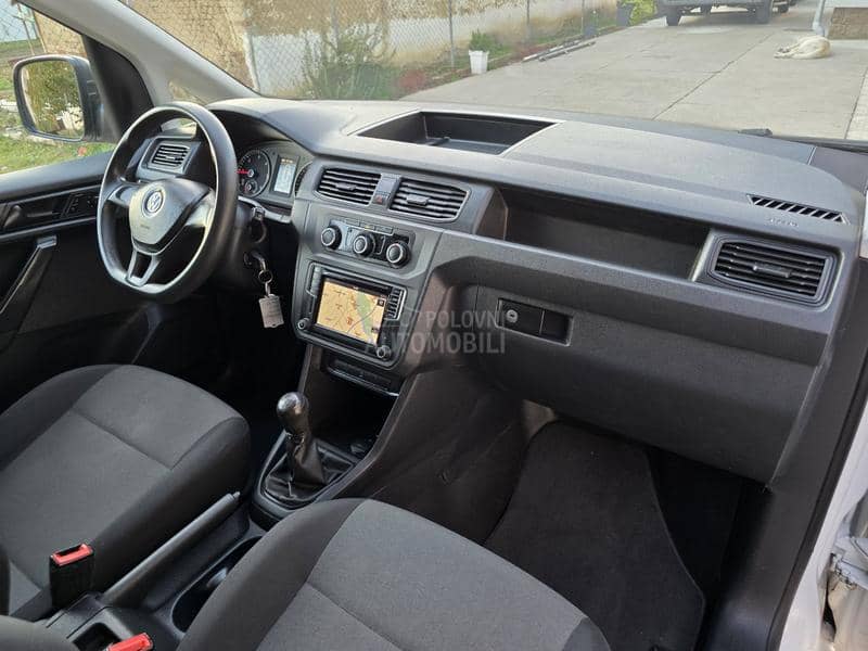 Volkswagen Caddy Maxi 2.0 TDI//S.KNJIGA//