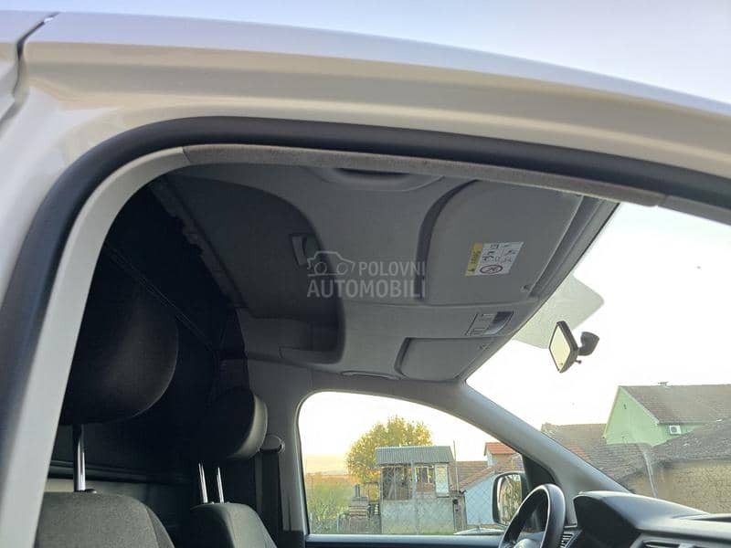 Volkswagen Caddy Maxi 2.0 TDI//S.KNJIGA//