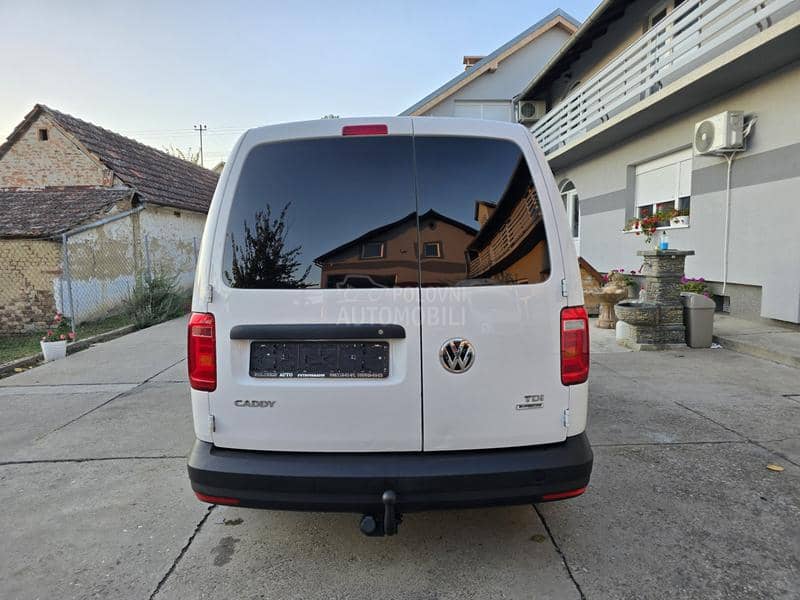 Volkswagen Caddy Maxi 2.0 TDI//S.KNJIGA//