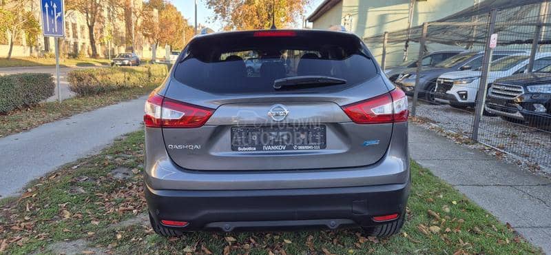 Nissan Qashqai 1.5 DCI TEKNA PAN