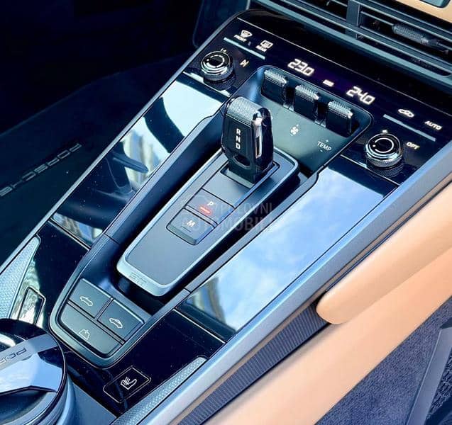 Porsche 911 4s/cabrio