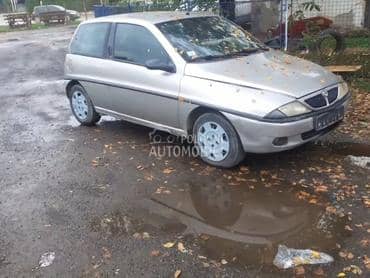 Lancia Ypsilon 1.1