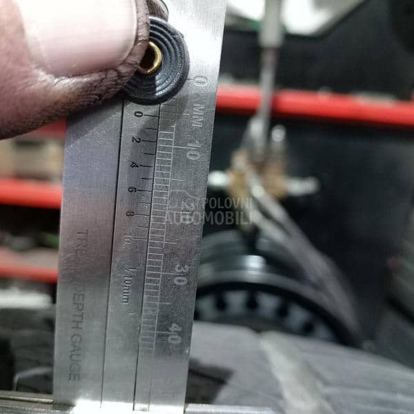 Continentalxl 245/45 R19 Zimska