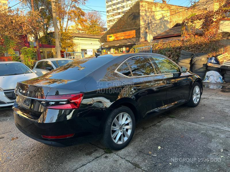 Škoda Superb 2.0 TDI AUT