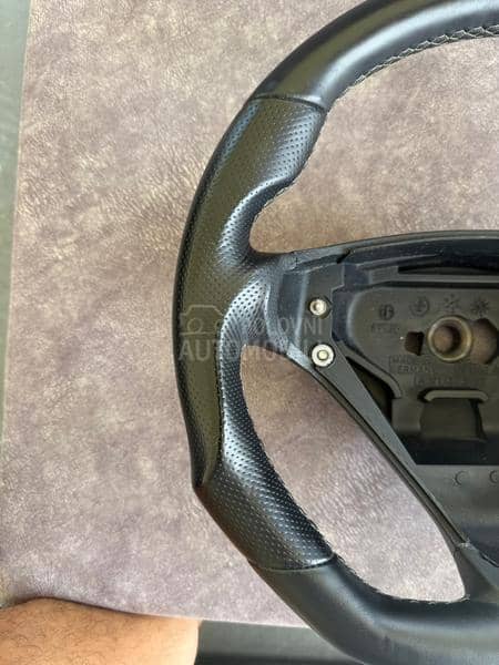 originalan amg volan