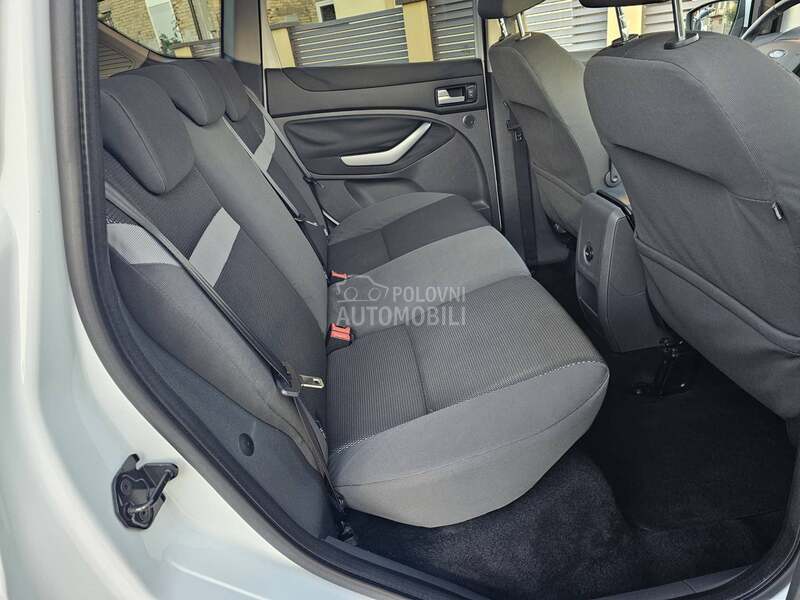 Ford Kuga //TOOP STANjE