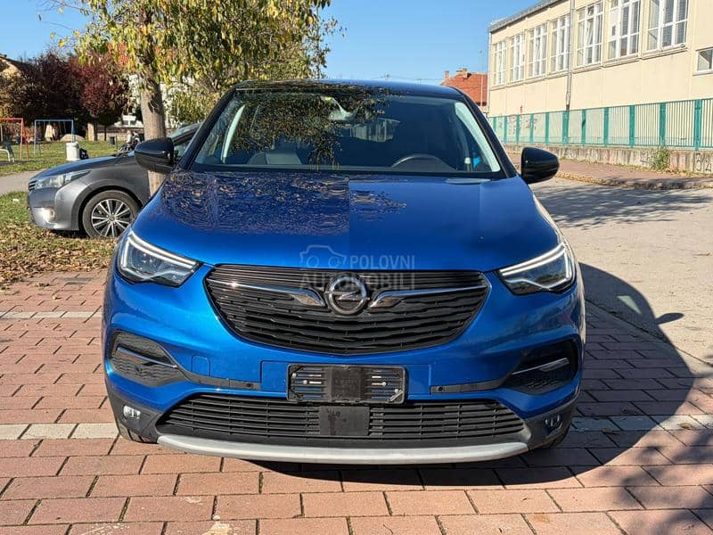 Opel Grandland X INNOVATION//AUT