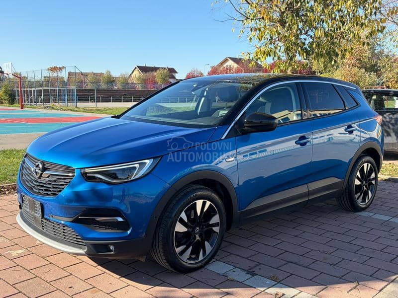 Opel Grandland X INNOVATION//AUT