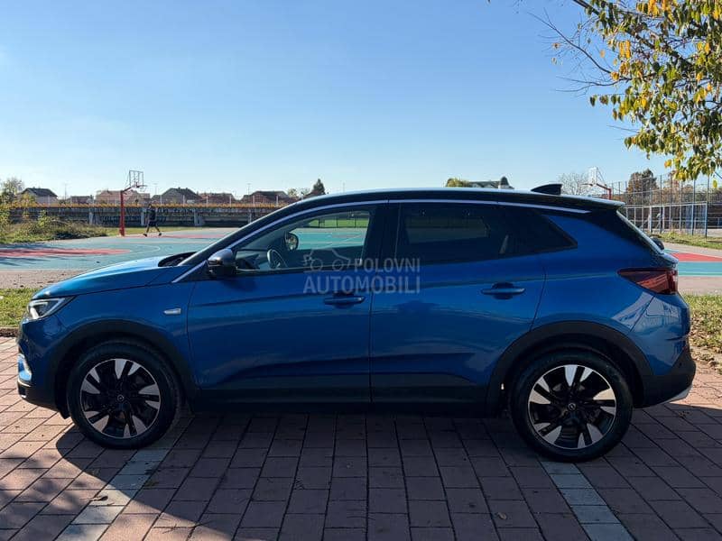 Opel Grandland X INNOVATION//AUT