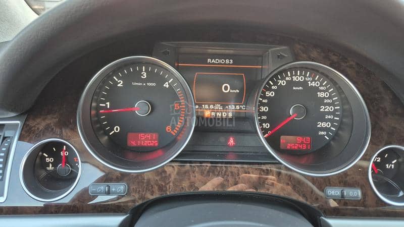 Audi A8 L 3.0 Quattro