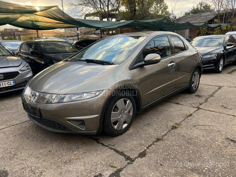 Honda Civic 1.8 V-TEC AUT
