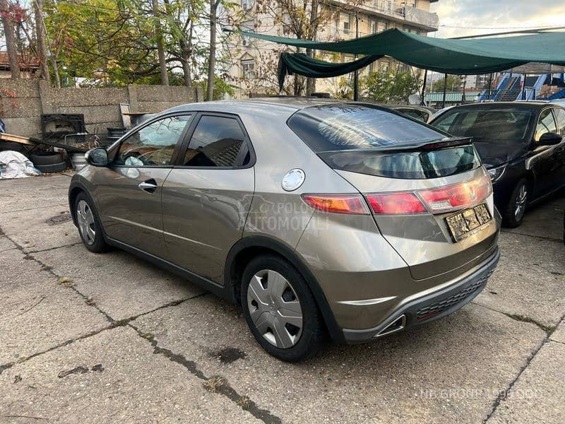 Honda Civic 1.8 V-TEC AUT