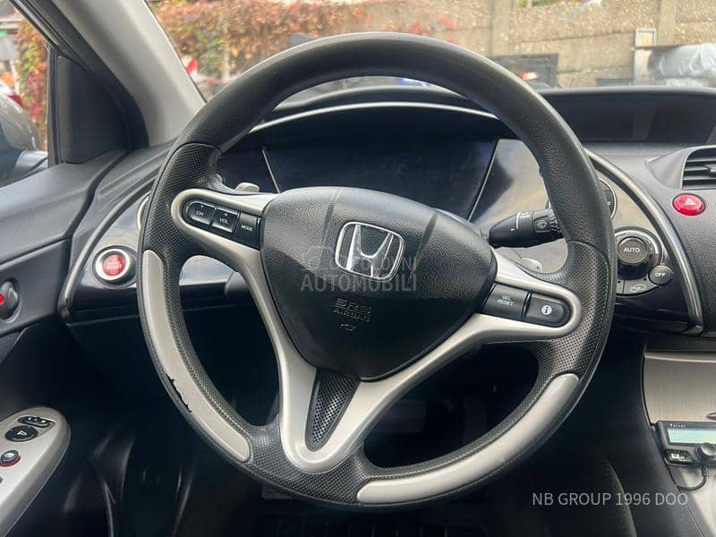 Honda Civic 1.8 V-TEC AUT