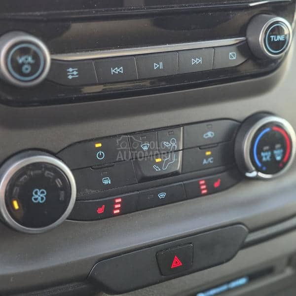 Ford Transit CH//NOV//MAXI