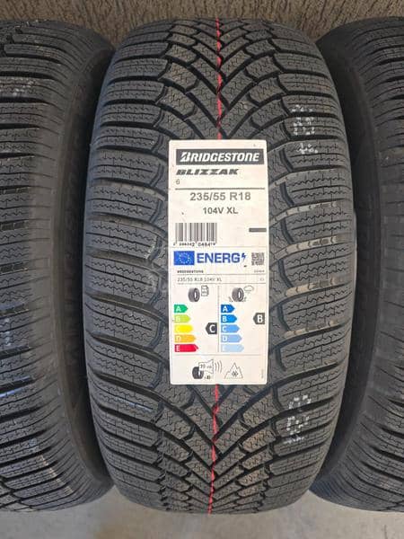 Bridgestone 235/55 R18 Zimska