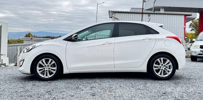 Hyundai i30 T O P  BESPREK0RAN