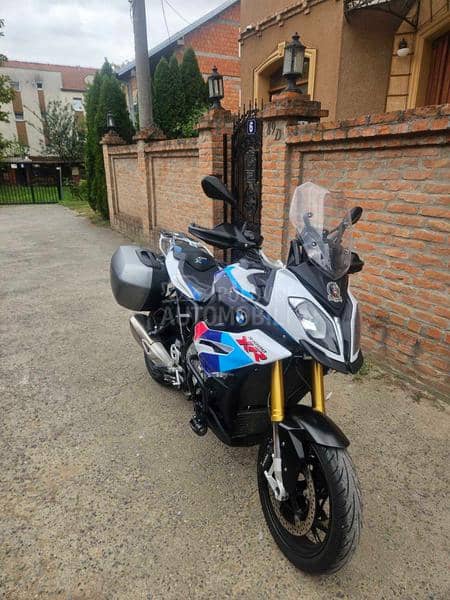 BMW S1000XR