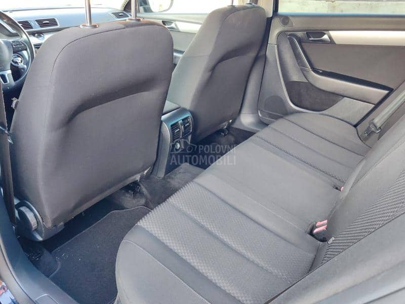 Volkswagen Passat B7 1.6 TDI HIGH LINE