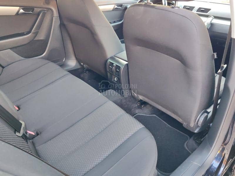 Volkswagen Passat B7 1.6 TDI HIGH LINE