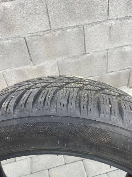 Lassa 245/45 R18 Zimska