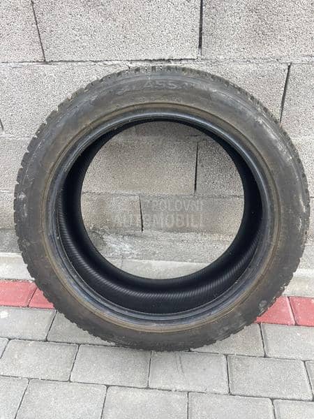 Lassa 245/45 R18 Zimska