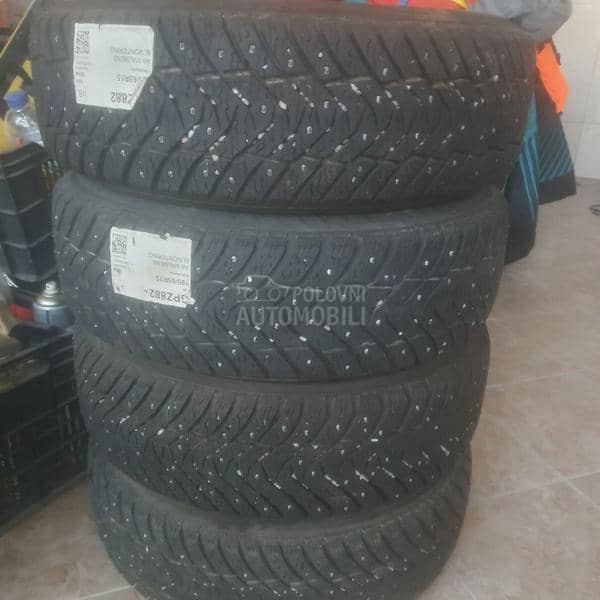 Yokohama 195/65 R15 Zimska