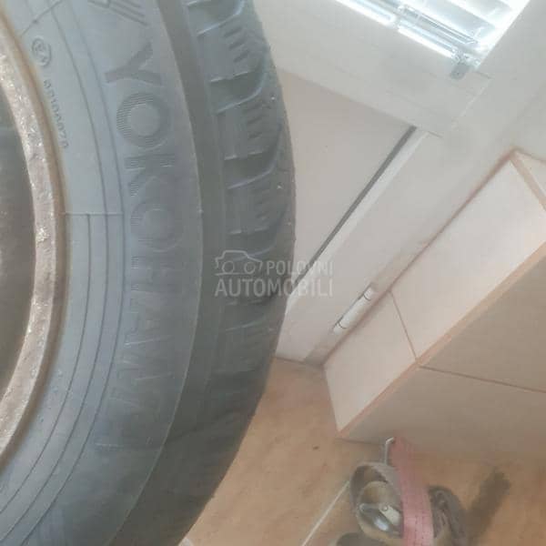 Yokohama 195/65 R15 Zimska